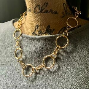 Gold round link necklace with earrings